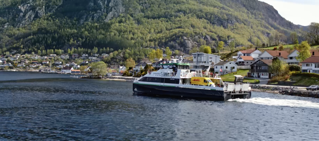 Swixer Norway DHL photo and video