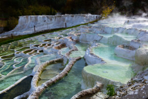 Natural terraced basins of thermal spring